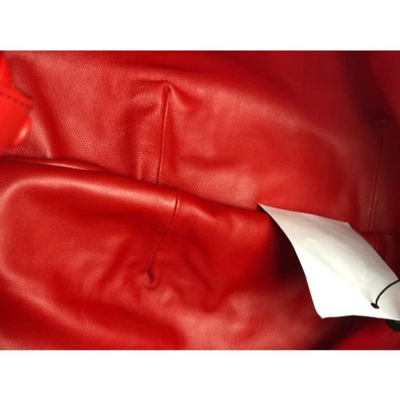 BOTTEGA VENETTA Bulb Medium Pouch Knot Red Calfskin Leather Clutch - Picture 9 of 12